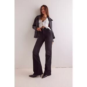 We The Free- NWT- Jayde High Rise Flare Denim Jeans in Black Size 25